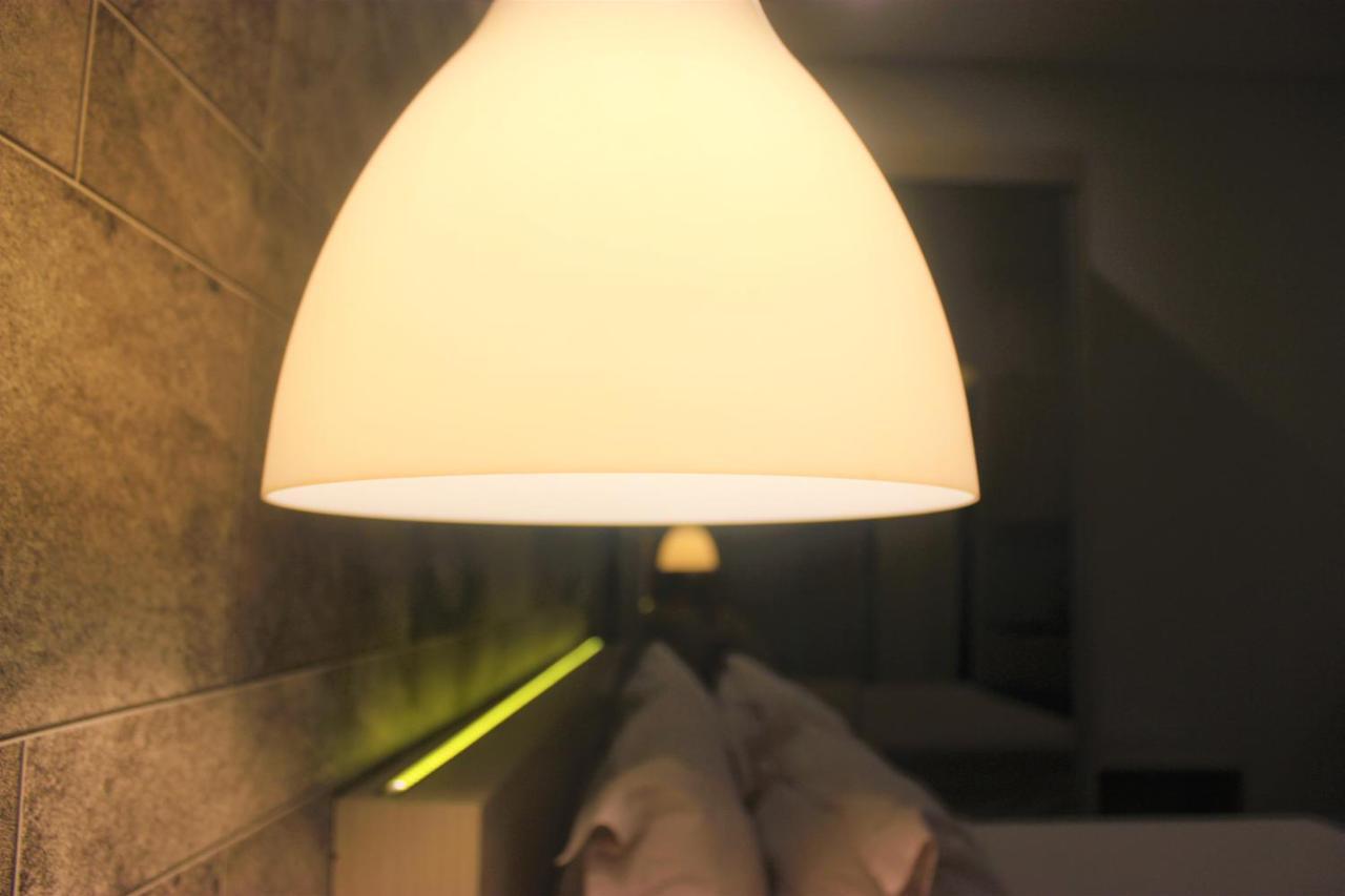 Treehouse Suites - Boutique Serviced Apartment Джакарта Екстериор снимка